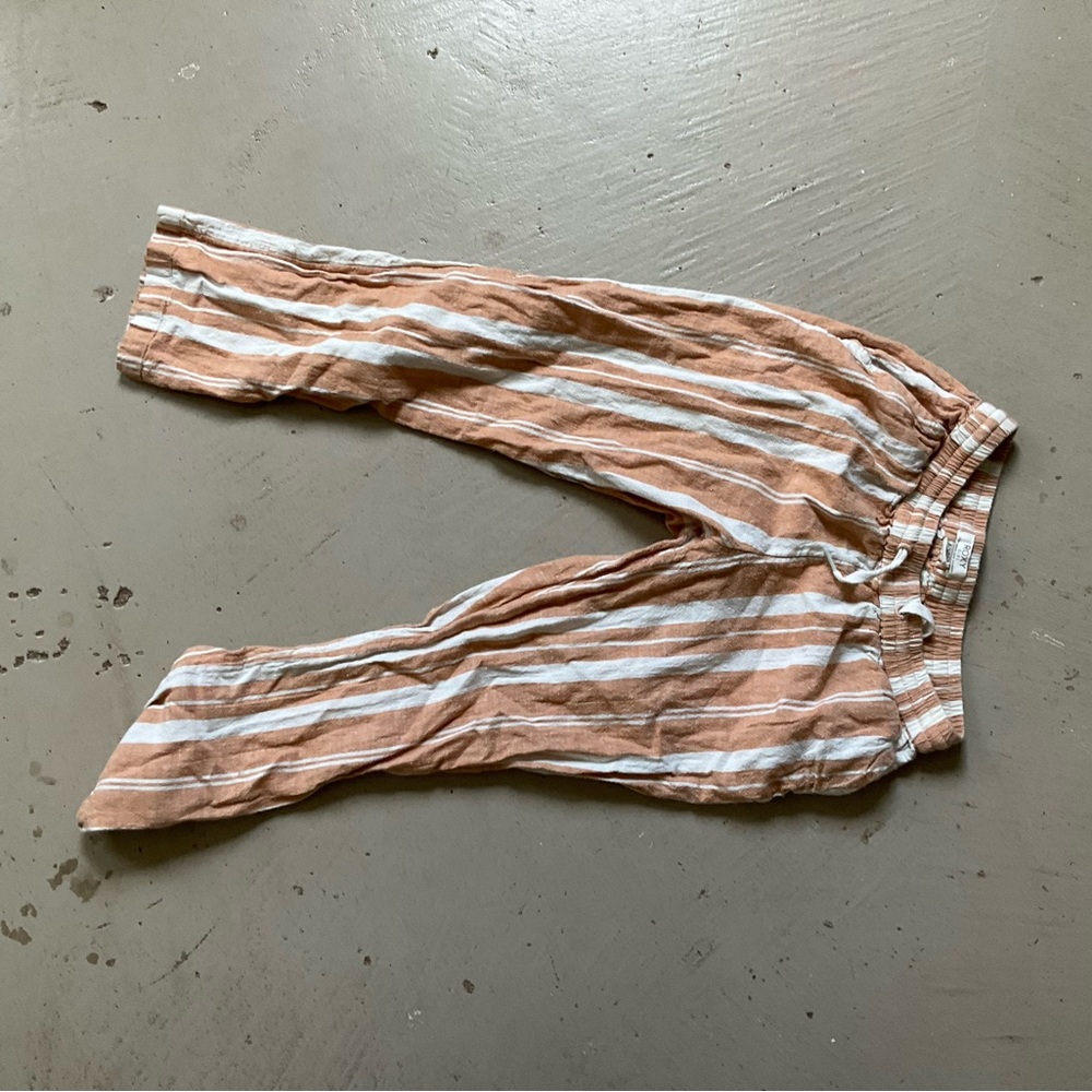 Roxy cut pants
